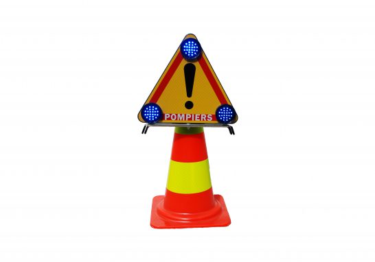 Traffic warning triangle Triflash class T2  Véhicules de secours et de  lutte contre l'incendie - Sides